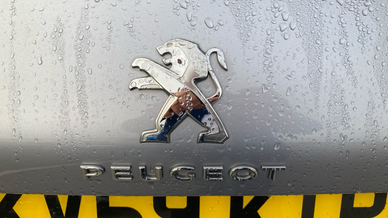 Peugeot 308 1.2 PureTech 130 Allure 5dr EAT8 Petrol Hatchback